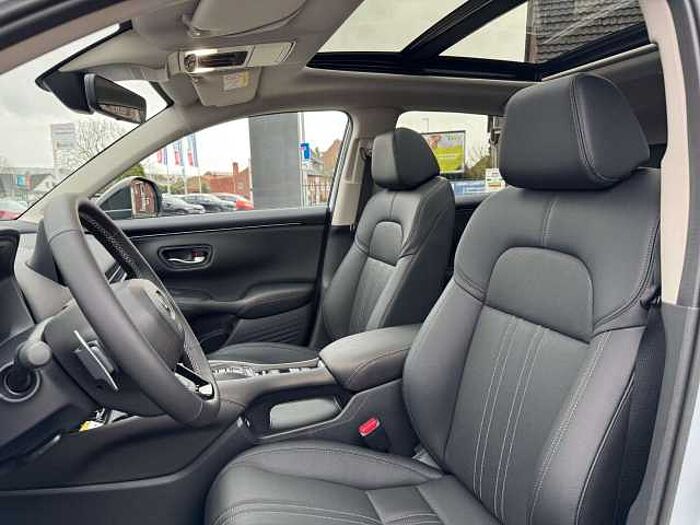 Honda ZR-V 2.0 e:HEV Advance Black Paket