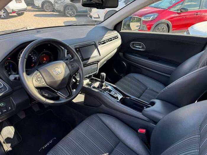 Honda HR-V 1.5 i-VTEC Executive AHK
