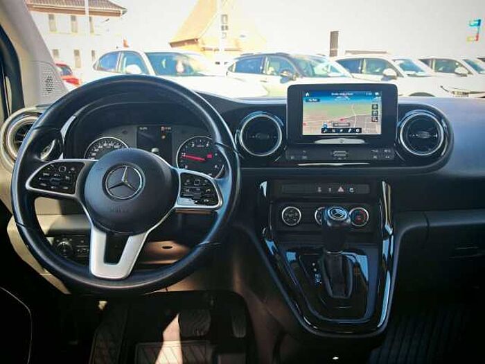 Mercedes-Benz T-Klasse T-180 d Automatik Style | Navi | PDC Hinten| SHZ