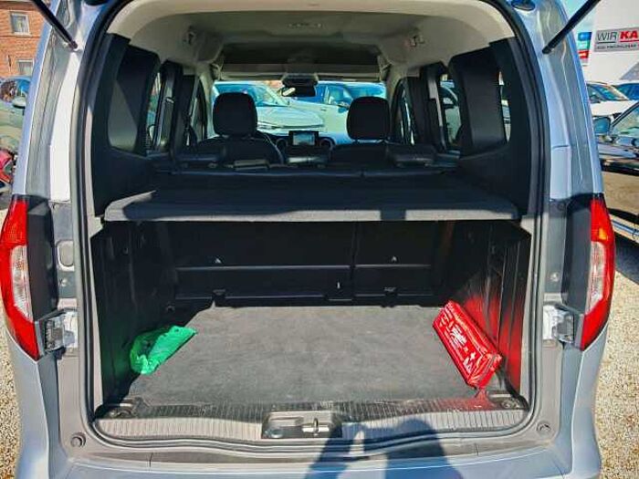 Mercedes-Benz T-Klasse T-180 d Automatik Style | Navi | PDC Hinten| SHZ